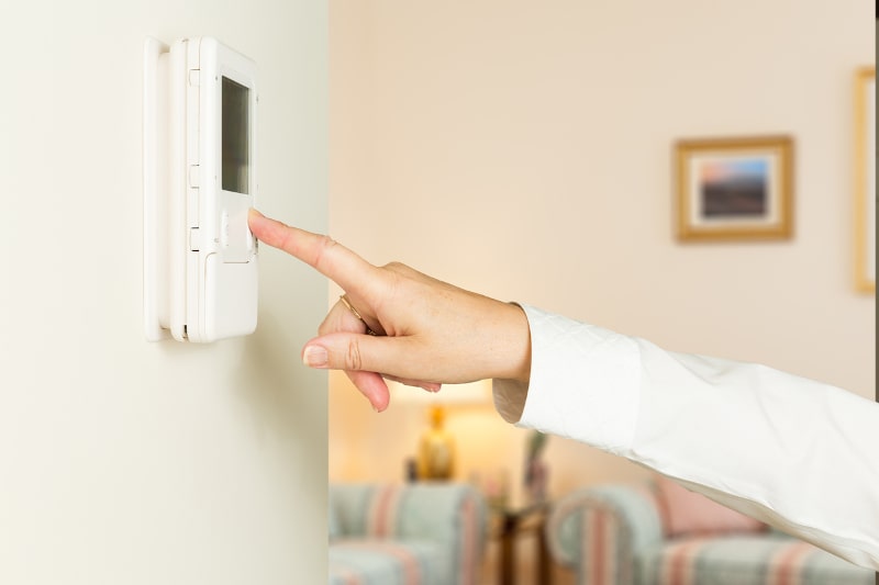 Don’t Make These 4 Thermostat Mistakes This Cooling Season